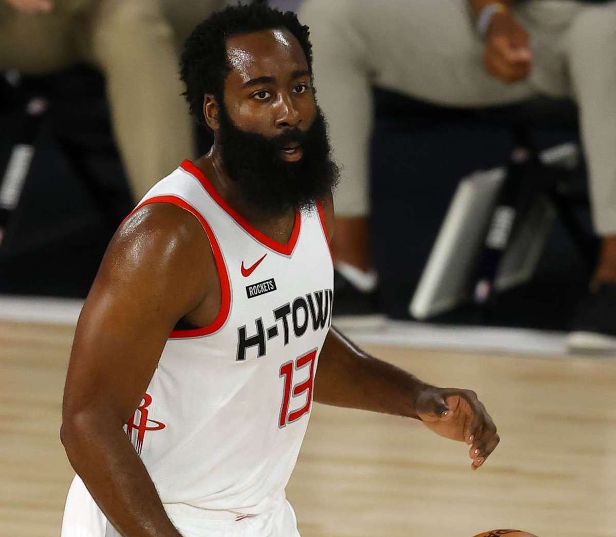 入竞价战 入竞价战