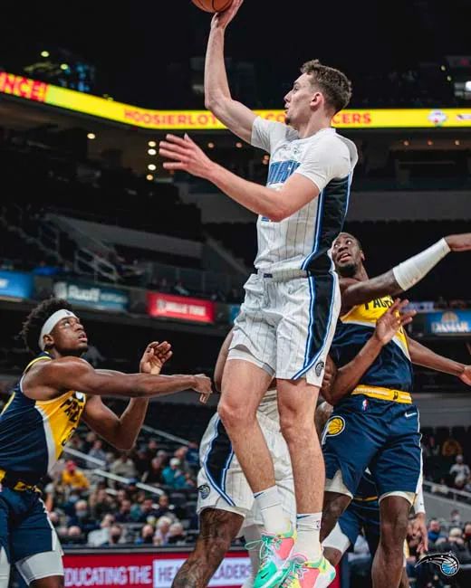 逐步磨合为 逐步磨合为